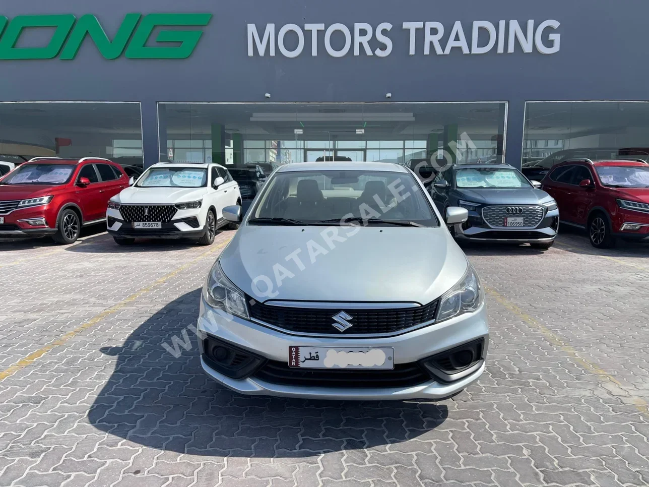Suzuki  Ciaz  2023  Automatic  92,000 Km  4 Cylinder  Front Wheel Drive (FWD)  Sedan  Silver