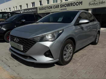 هيونداي  اكسنت  2023  اوتوماتيك  160,000 كم  4 سلندر  سحب امامي  سيدان  فضي