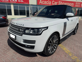 Land Rover  Range Rover  Vogue SE Super charged  2017  Automatic  121,780 Km  8 Cylinder  Four Wheel Drive (4WD)  SUV  White