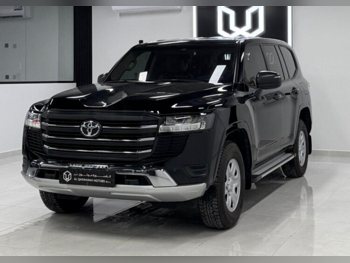 Toyota  Land Cruiser  GX  2023  Automatic  97,000 Km  6 Cylinder  Four Wheel Drive (4WD)  SUV  Black  With Warranty