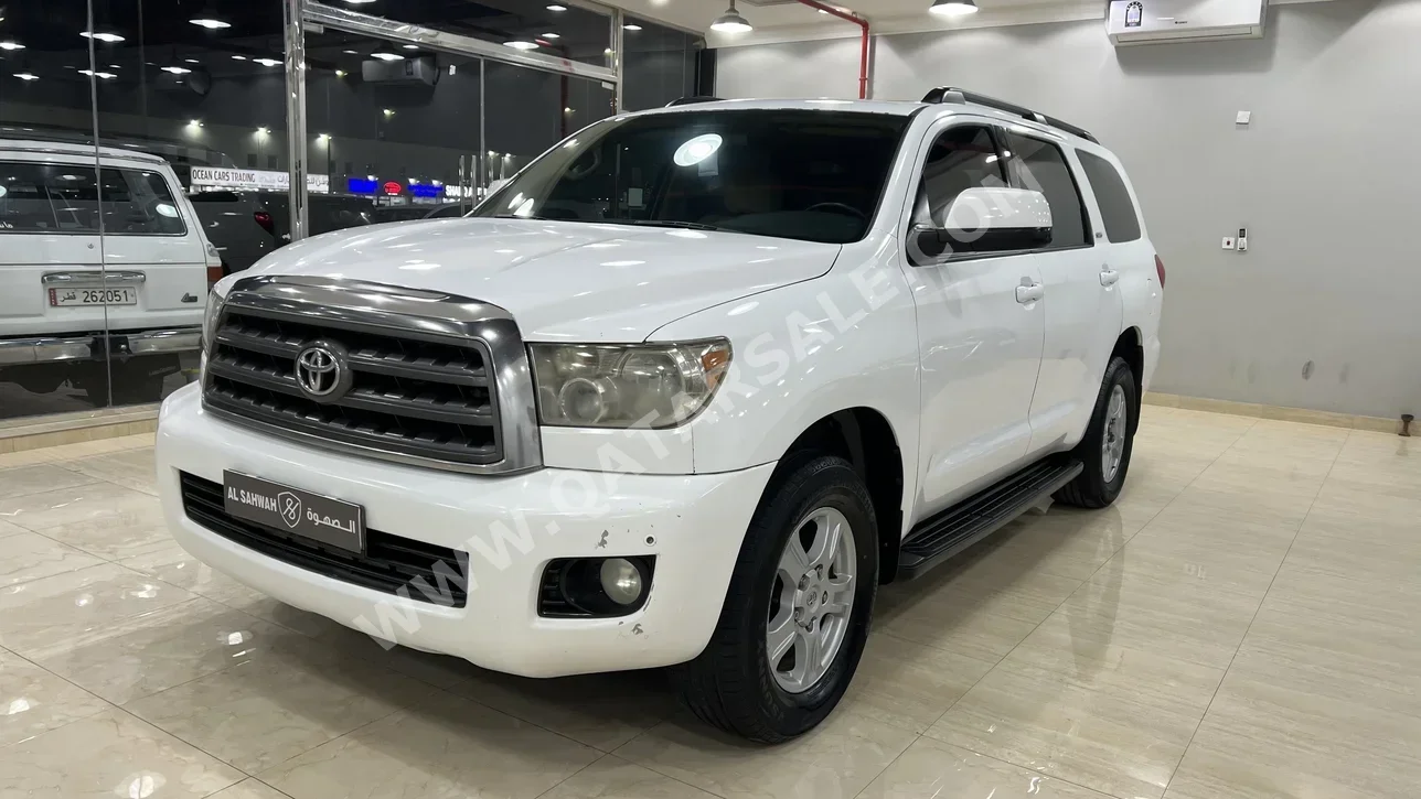 Toyota  Sequoia  Limited  2012  Automatic  583,000 Km  8 Cylinder  Four Wheel Drive (4WD)  SUV  White