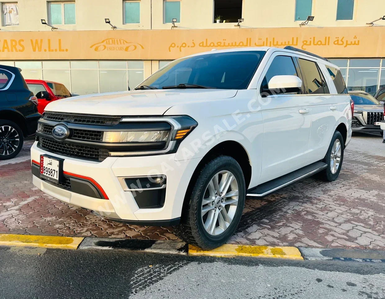 فورد اكسبيديشن اكس ال تي 2022 اوتوماتيك 92,000 كم 6 سلندر دفع رباعي اس يو في أبيض تحت الضمان