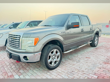 فورد  أف  150  2012  اوتوماتيك  199,000 كم  8 سلندر  دفع رباعي  بيكب  رمادي