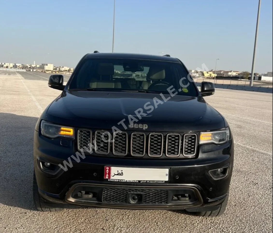 جييب  جراند شيروكي  ليميتد اديشن  2016  اوتوماتيك  72,000 كم  8 سلندر  دفع رباعي  اس يو في  أسود