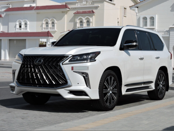 لكزس  ال اكس  570 اس  2018  اوتوماتيك  179,400 كم  8 سلندر  دفع رباعي  اس يو في  أبيض