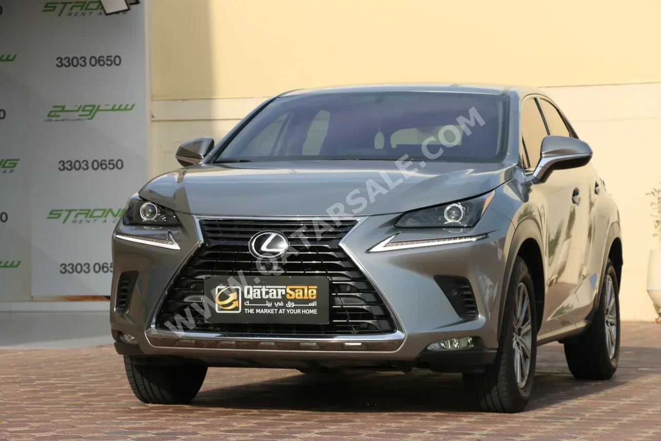 لكزس ان اكس 300 2020 اوتوماتيك 25,000 كم 4 سلندر دفع رباعي اس يو في رمادي