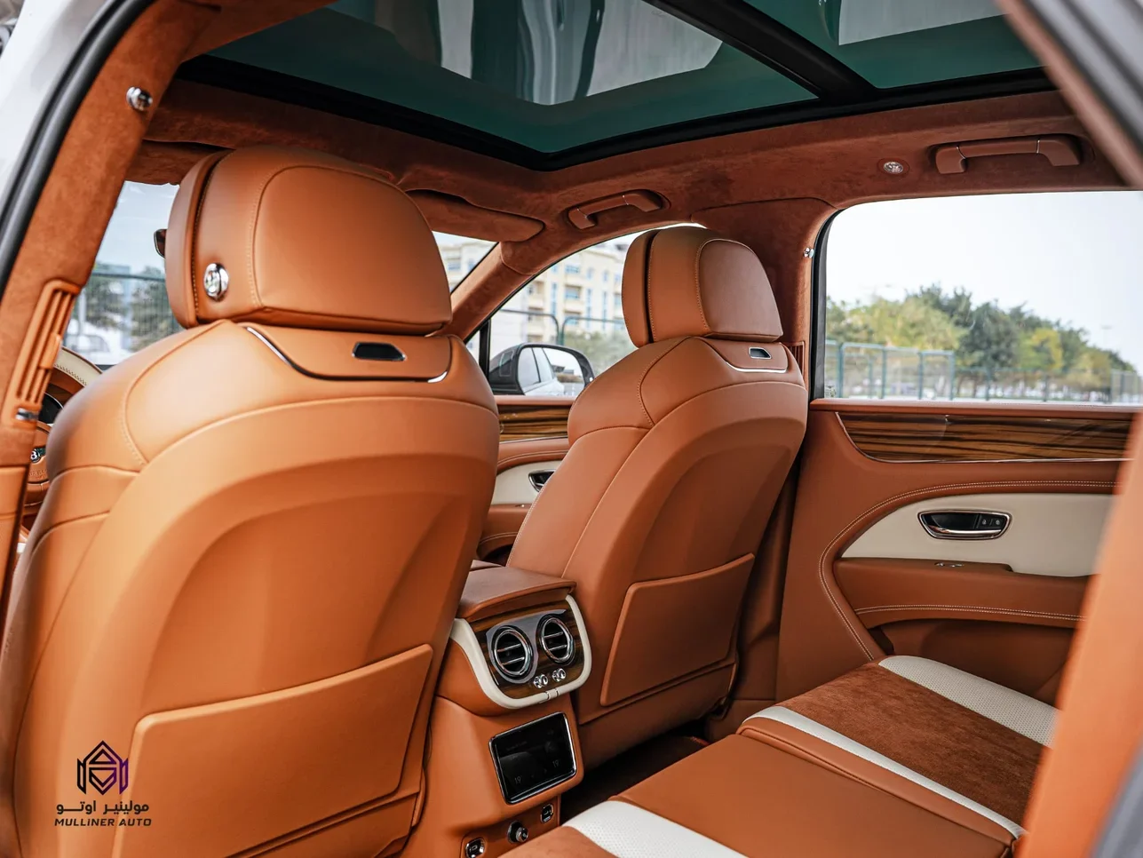 بنتلي  بينتايجا  اس  2022  اوتوماتيك  39,000 كم  8 سلندر  دفع رباعي  اس يو في  فضي  تحت الضمان