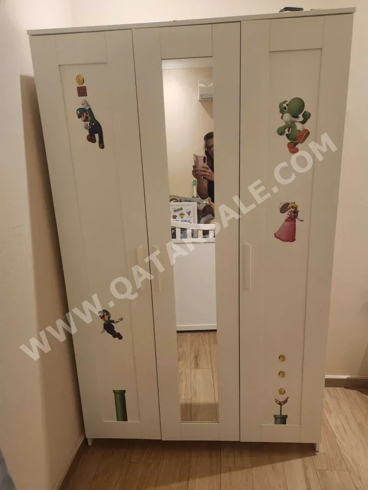 خزائن وأدراج الأطفال - ايكيا  - خزنة مع مرآة  - أبيض