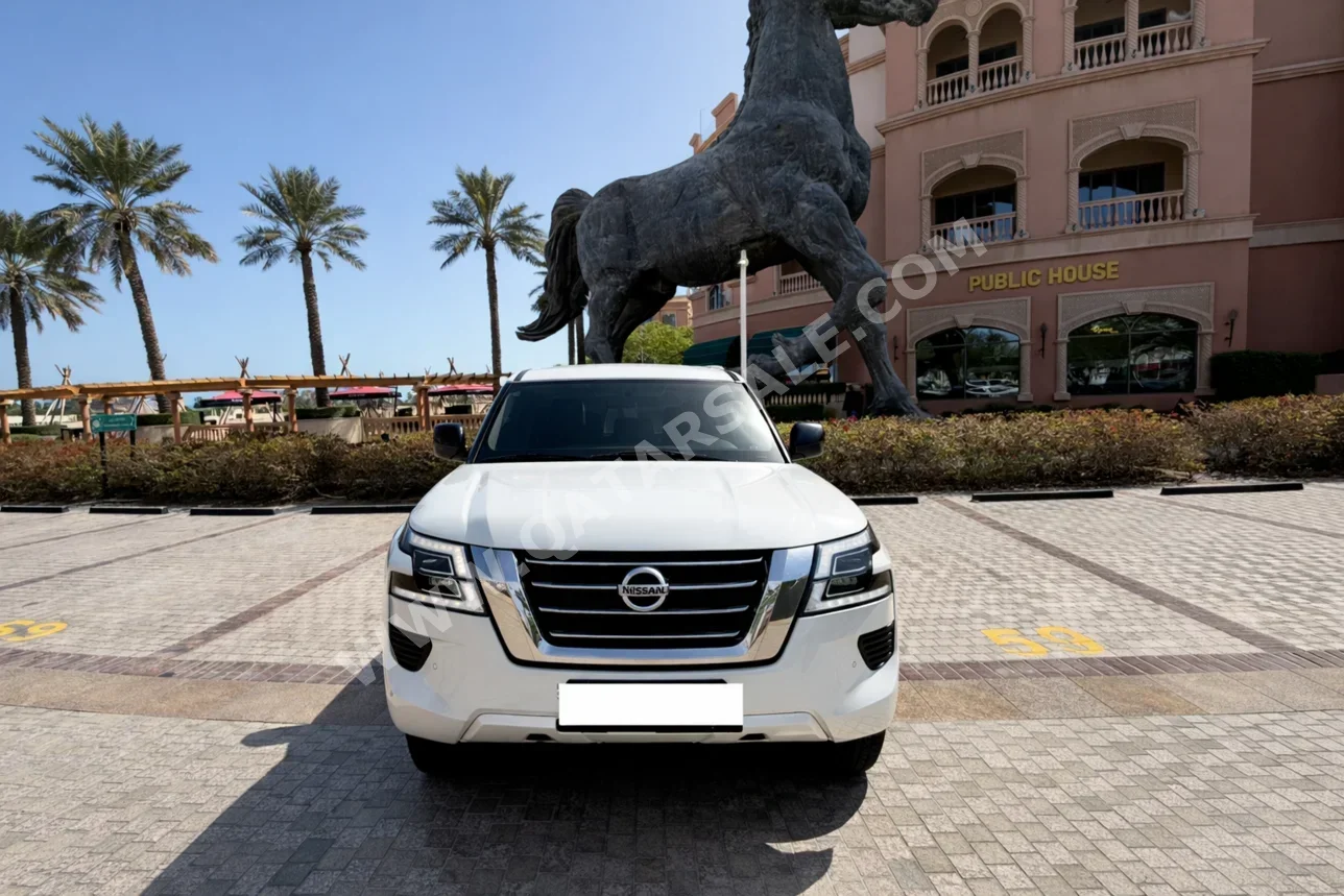 نيسان باترول أكس أي 2020 اوتوماتيك 123,500 كم 6 سلندر دفع رباعي اس يو في أبيض لؤلؤي تحت الضمان