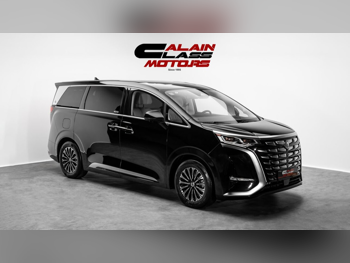 BYD  Denza  D 9  2025  Automatic  25 Km  4 Cylinder  All Wheel Drive (AWD)  Van / Bus  Black