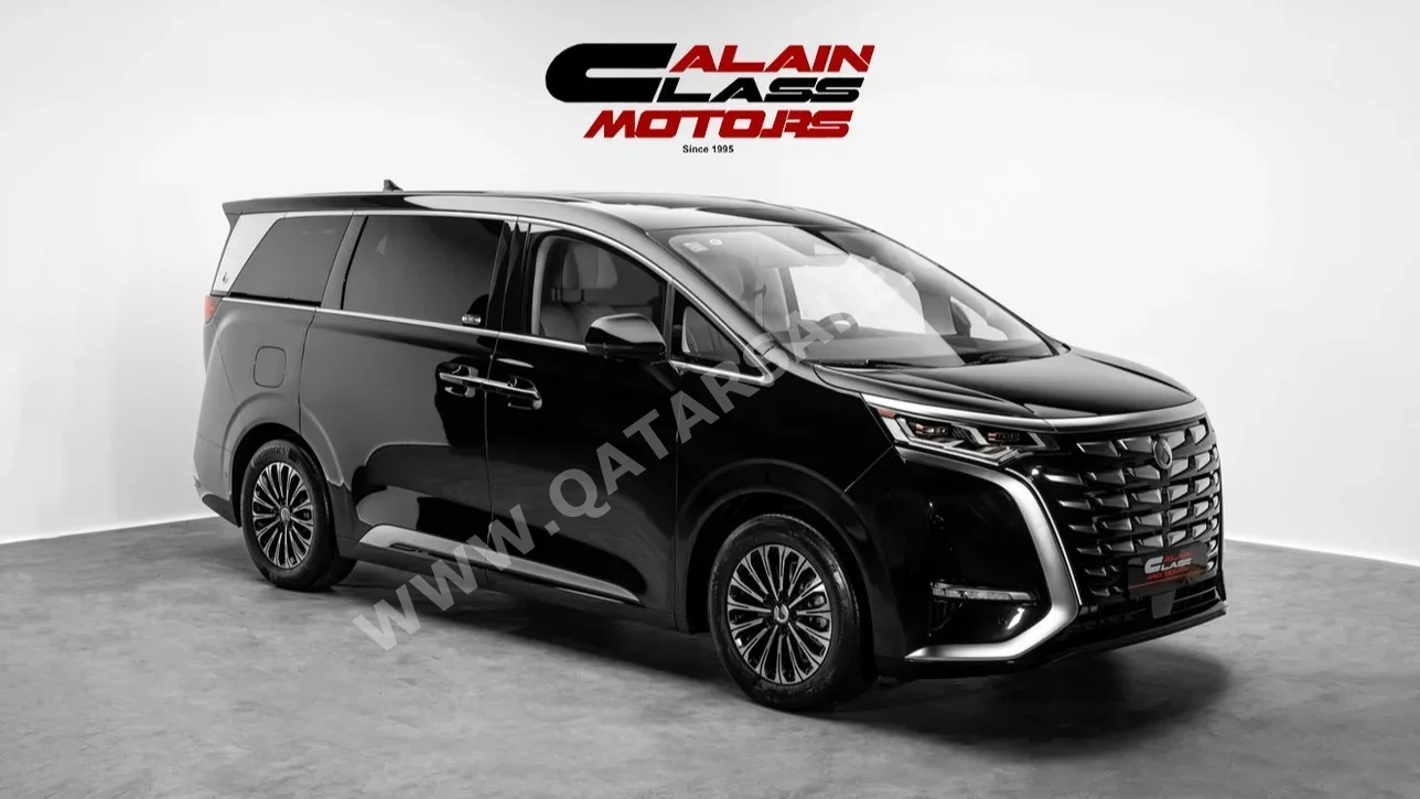 BYD  Denza  D 9  2025  Automatic  25 Km  4 Cylinder  All Wheel Drive (AWD)  Van / Bus  Black