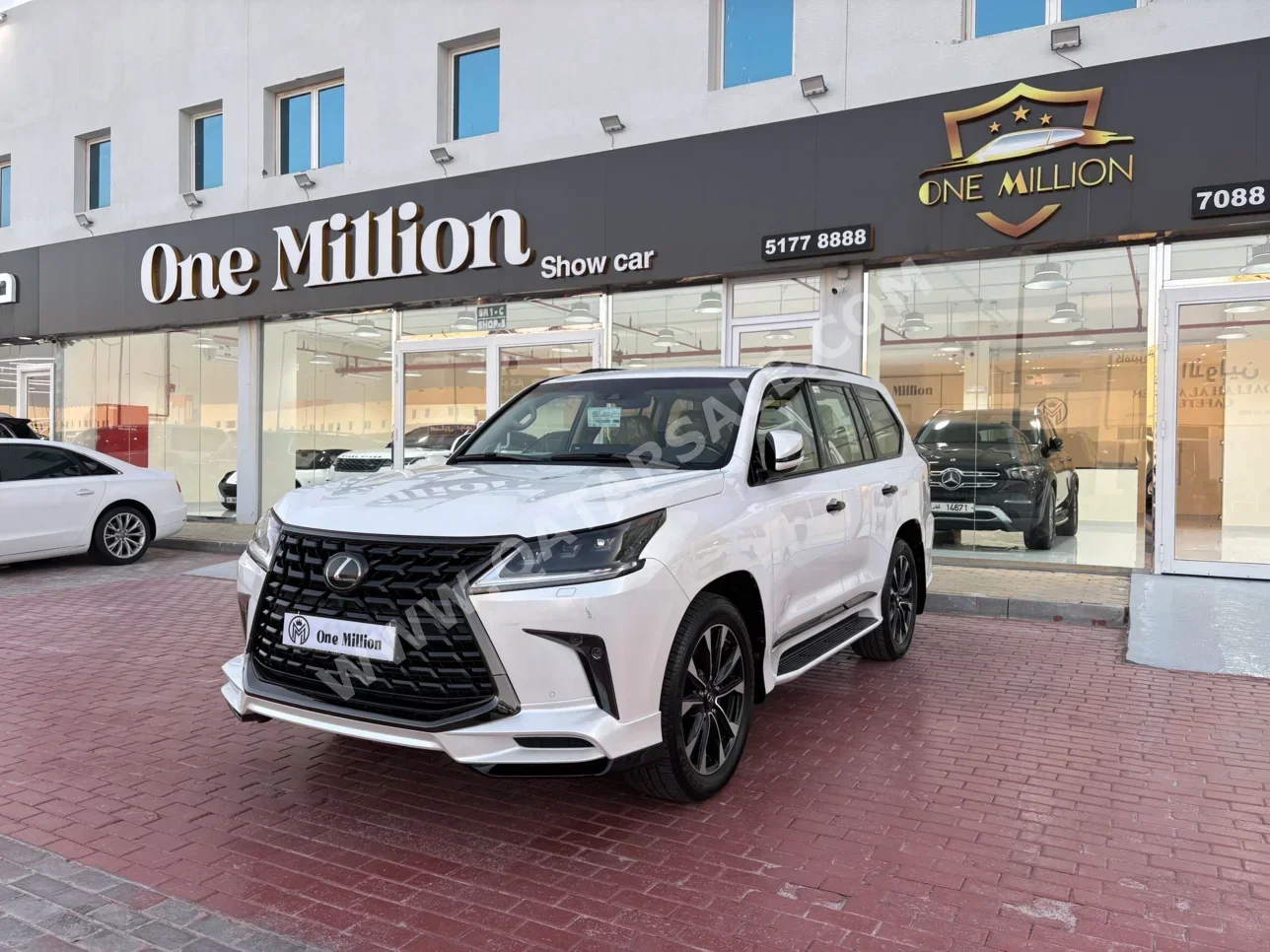 لكزس  ال اكس  570 اس بلاك ايديشن  2021  اوتوماتيك  12,700 كم  8 سلندر  دفع رباعي  اس يو في  أبيض
