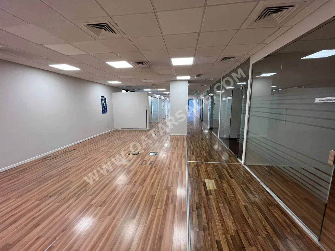 مكاتب تجارية - غير مفروشة  - الدوحة  - المطار القديم