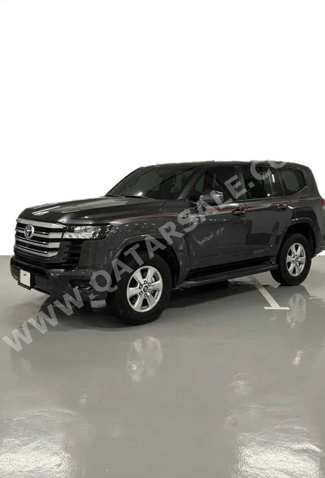 Toyota  Land Cruiser  GXR Twin Turbo  2025  Automatic  21,000 Km  6 Cylinder  Four Wheel Drive (4WD)  SUV  Gray  With Warranty
