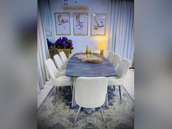 طاولة طعام مع كراسي  - مايداس  - قطر  - 8 مقاعد