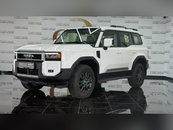 تويوتا  برادو  جي اكس ار  2024  اوتوماتيك  1,000 كم  6 سلندر  دفع رباعي  اس يو في  أبيض