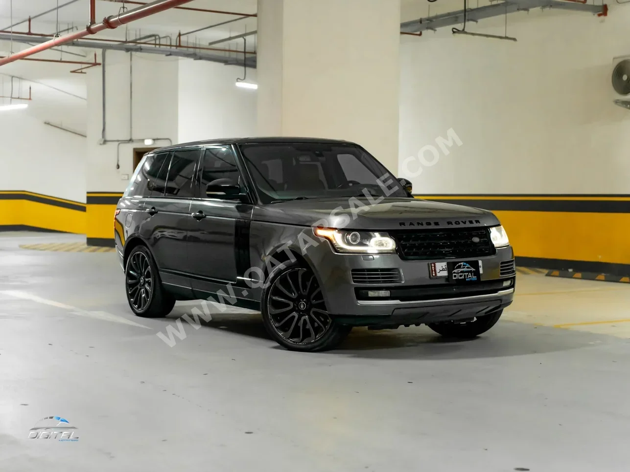 Land Rover  Range Rover  Vogue  Autobiography  2016  Automatic  211,596 Km  8 Cylinder  Four Wheel Drive (4WD)  SUV  Gray