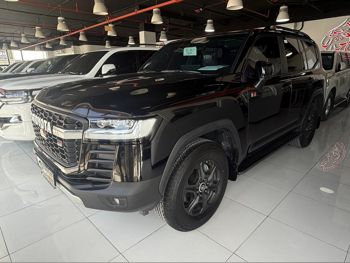 Toyota  Land Cruiser  GR Sport Twin Turbo  2024  Automatic  59,000 Km  6 Cylinder  Four Wheel Drive (4WD)  SUV  Black  With Warranty