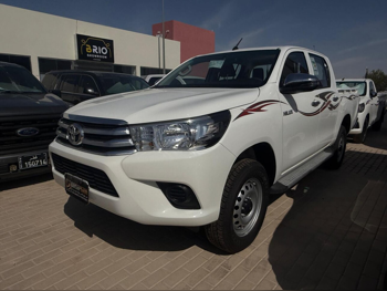 Toyota  Hilux  2026  Automatic  0 Km  4 Cylinder  Four Wheel Drive (4WD)  Pick Up  White  With Warranty
