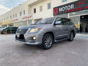 Lexus  LX  570  2011  Automatic  255,000 Km  8 Cylinder  Four Wheel Drive (4WD)  SUV  Gray