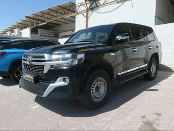 تويوتا  لاند كروزر  جي اكس ار  2013  اوتوماتيك  380,000 كم  6 سلندر  دفع رباعي  اس يو في  أسود