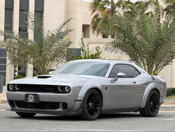 Dodge  Challenger  Hellcat  2015  Manual  109,000 Km  8 Cylinder  Rear Wheel Drive (RWD)  Coupe / Sport  Silver