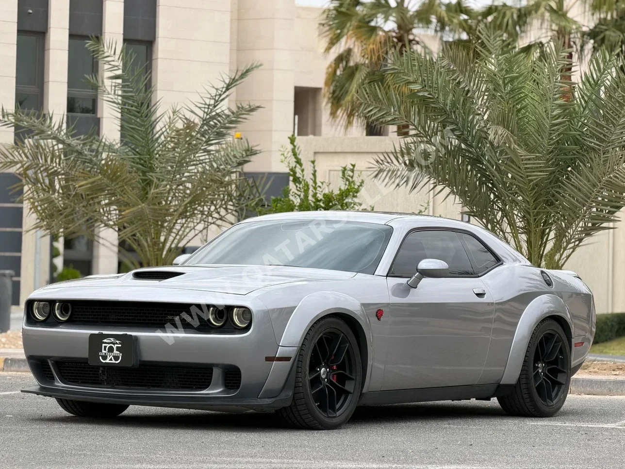 Dodge  Challenger  Hellcat  2015  Manual  109,000 Km  8 Cylinder  Rear Wheel Drive (RWD)  Coupe / Sport  Silver