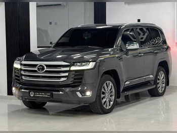 Toyota  Land Cruiser  VXR Twin Turbo  2023  Automatic  62,000 Km  6 Cylinder  Four Wheel Drive (4WD)  SUV  Gray  With Warranty