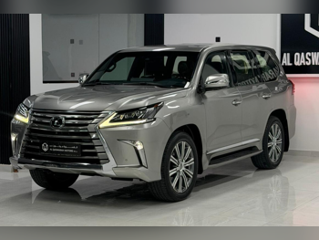 Lexus  LX  570  2017  Automatic  86,000 Km  8 Cylinder  Four Wheel Drive (4WD)  SUV  Gold