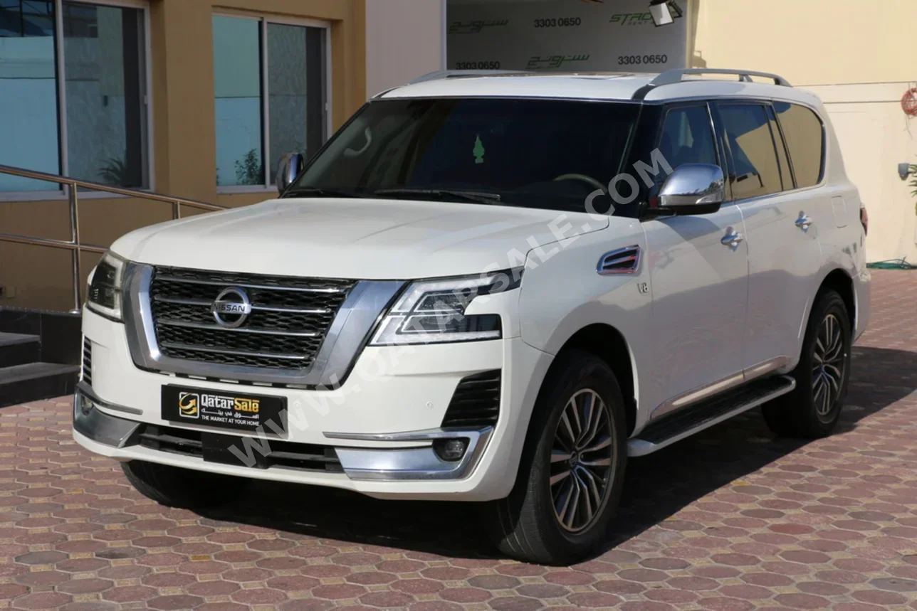 Nissan Patrol SE 2012 Automatic 235,000 Km 8 Cylinder Four Wheel Drive (4WD) SUV White