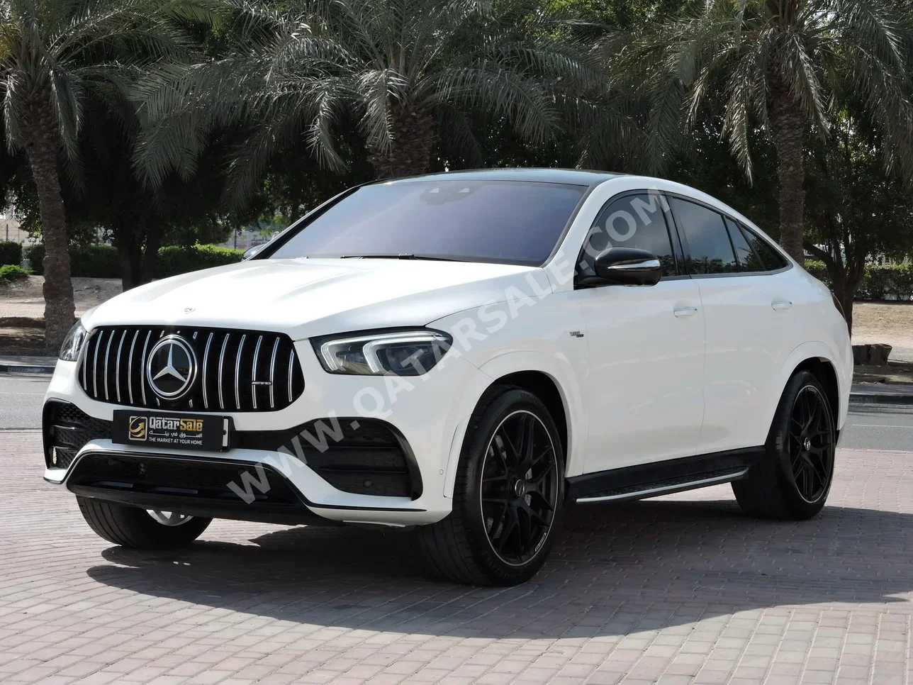 مرسيدس - بنز جي ال اي 53 اي ام جي 2023 اوتوماتيك 16,000 كم 6 سلندر دفع رباعي اس يو في أبيض تحت الضمان