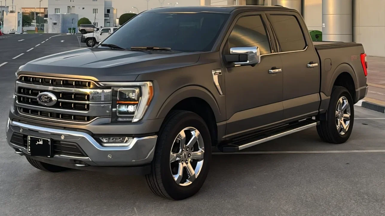 فورد  أف  150 لاريت  2023  اوتوماتيك  29,000 كم  8 سلندر  دفع رباعي  بيكب  رمادي  تحت الضمان