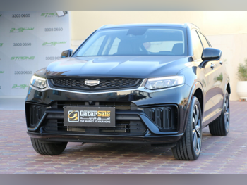 جيلي  توجيلا  2025  اوتوماتيك  36,000 كم  4 سلندر  دفع رباعي  اس يو في  أسود  تحت الضمان