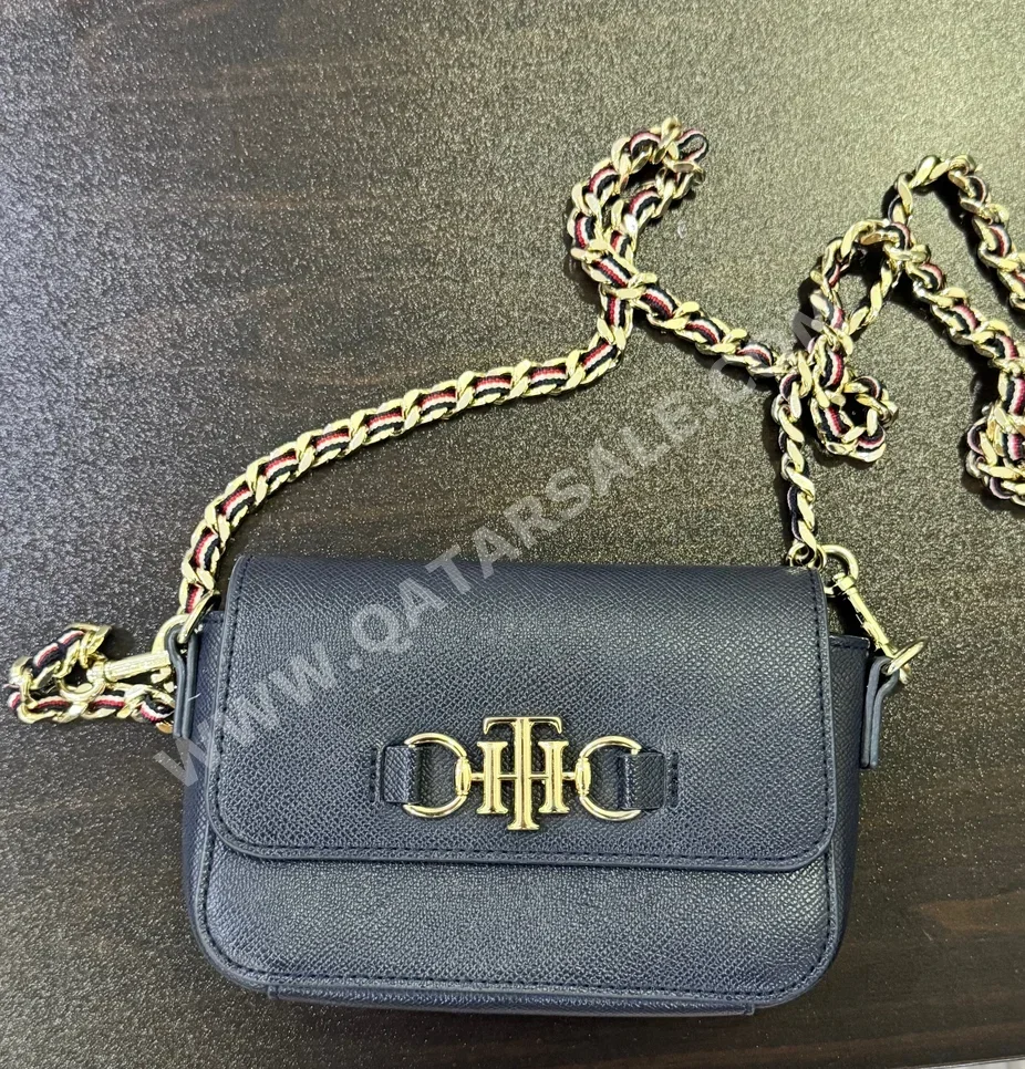 شنطة يد - نيفي - نسائي