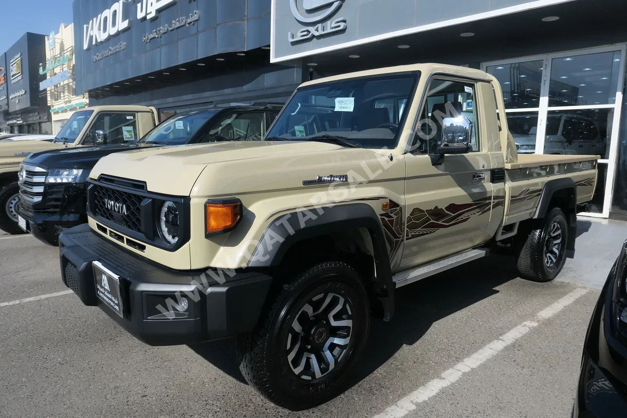 Toyota Land Cruiser LX 2025 Automatic 0 Km 6 Cylinder Four Wheel Drive (4WD) Pick Up Beige