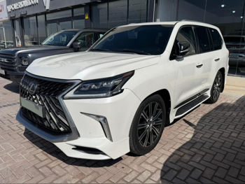 لكزس  ال اكس  570 اس  2016  اوتوماتيك  340,000 كم  8 سلندر  دفع رباعي  اس يو في  أبيض