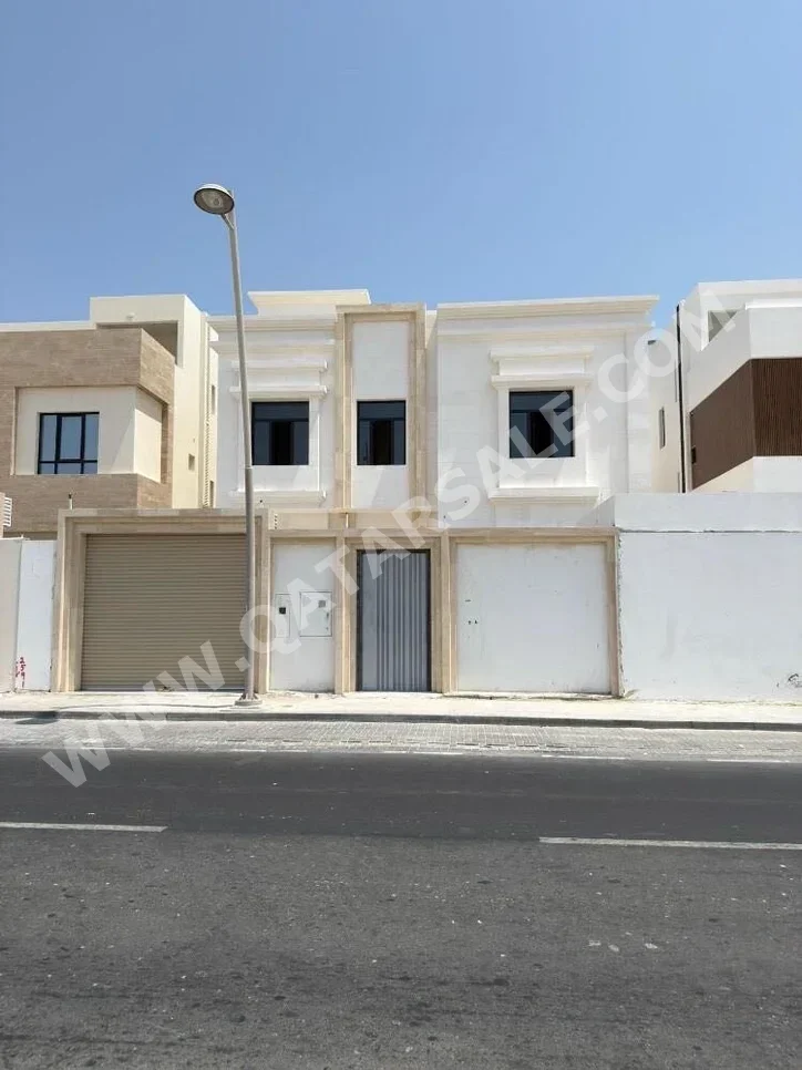 Family Residential  - Not Furnished  - Doha  - Al Thumama  - 7 Bedrooms
