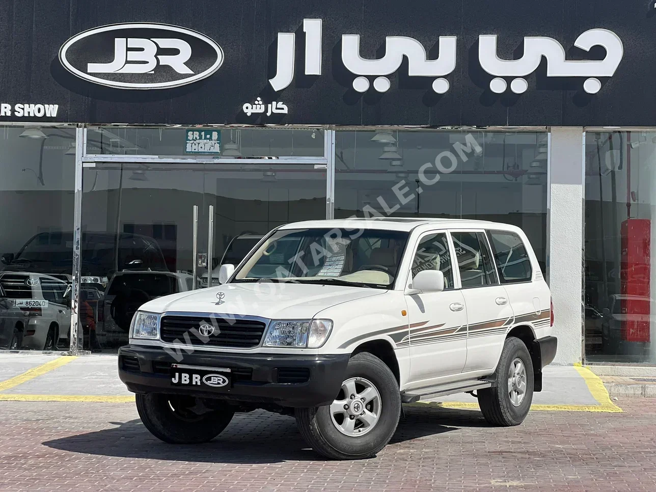 Toyota  Land Cruiser  GX  2002  Manual  500,000 Km  6 Cylinder  Four Wheel Drive (4WD)  SUV  White