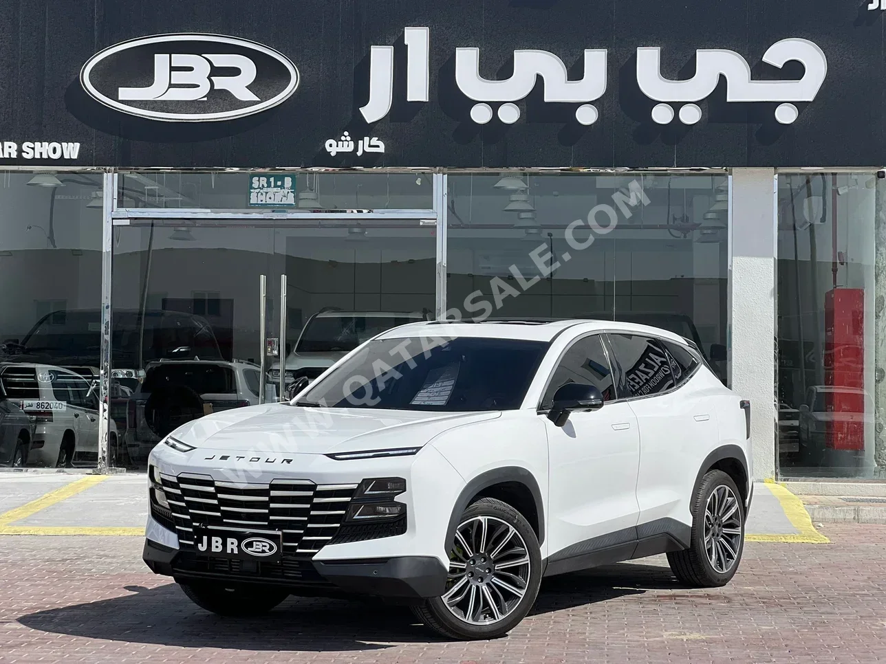 Jetour Dashing 2025 Automatic 7,000 Km 4 Cylinder Four Wheel Drive (4WD) SUV White With Warranty