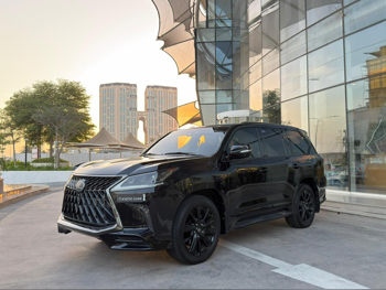 لكزس  ال اكس  570 اس بلاك ايديشن  2019  اوتوماتيك  180,000 كم  8 سلندر  دفع رباعي  اس يو في  أسود