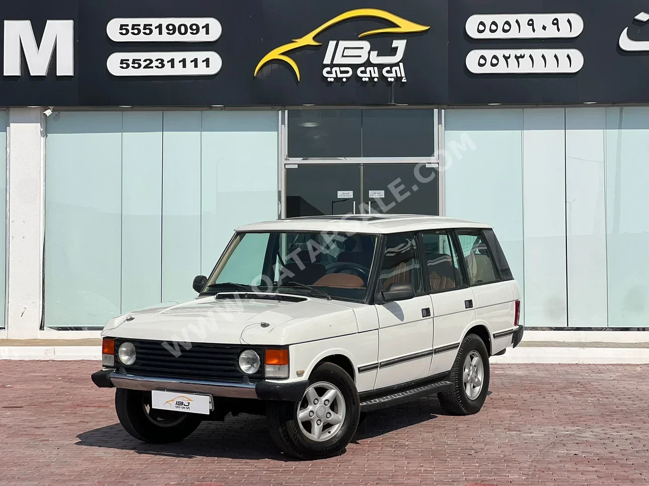 Land Rover Range Rover Vogue SE 1992 Automatic 300,000 Km 8 Cylinder Four Wheel Drive (4WD) SUV White