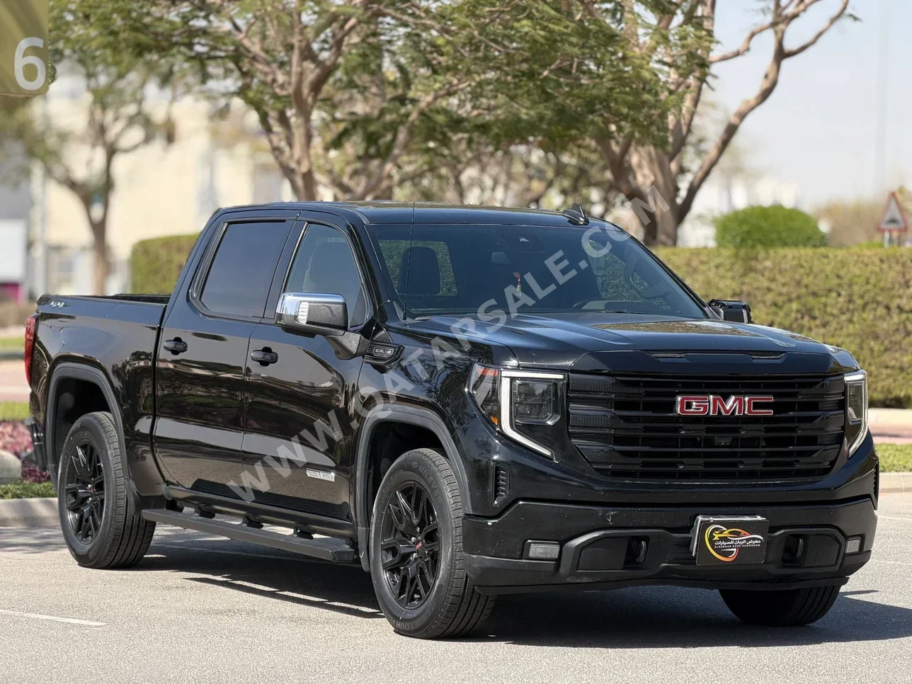 جي ام سي سييرا اليفيشن 2023 اوتوماتيك 154,000 كم 8 سلندر دفع رباعي بيكب أسود تحت الضمان