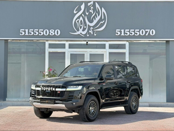 Toyota  Land Cruiser  GR Sport Twin Turbo  2022  Automatic  144,000 Km  6 Cylinder  Four Wheel Drive (4WD)  SUV  Black