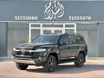Toyota  Land Cruiser  GR Sport Twin Turbo  2023  Automatic  59,000 Km  6 Cylinder  Four Wheel Drive (4WD)  SUV  Black  With Warranty