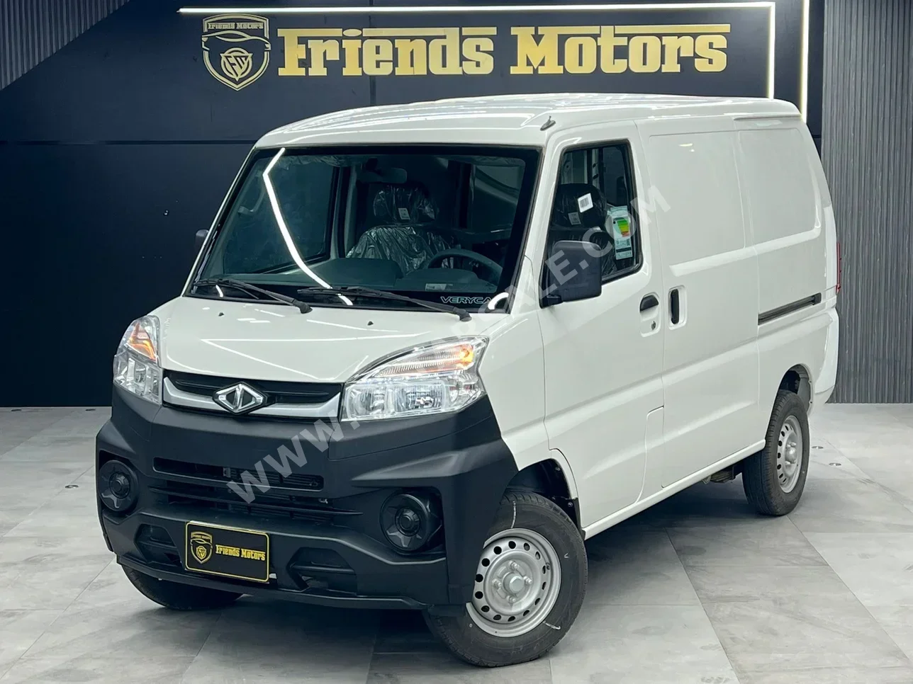 CMC  Veryca  2025  Manual  0 Km  4 Cylinder  Rear Wheel Drive (RWD)  Van / Bus  White