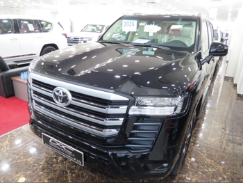 تويوتا  لاند كروزر  جي اكس ار  2026  اوتوماتيك  0 كم  6 سلندر  دفع رباعي  اس يو في  أسود