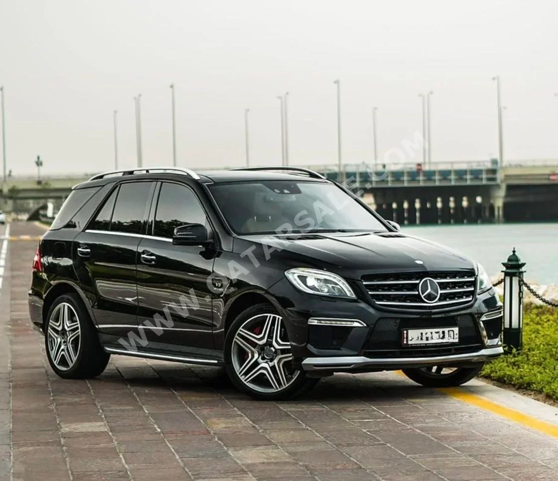 مرسيدس - بنز  ام ال  63 AMG  2013  اوتوماتيك  126,000 كم  8 سلندر  دفع رباعي  اس يو في  أسود