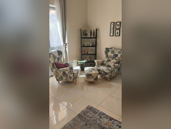 الأرائك والكنب والكراسي كنبة زاوية + كرسي بذراعين