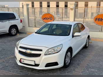 شفروليه  ماليبو  ال اس  2015  اوتوماتيك  180,000 كم  4 سلندر  سحب امامي  سيدان  أبيض