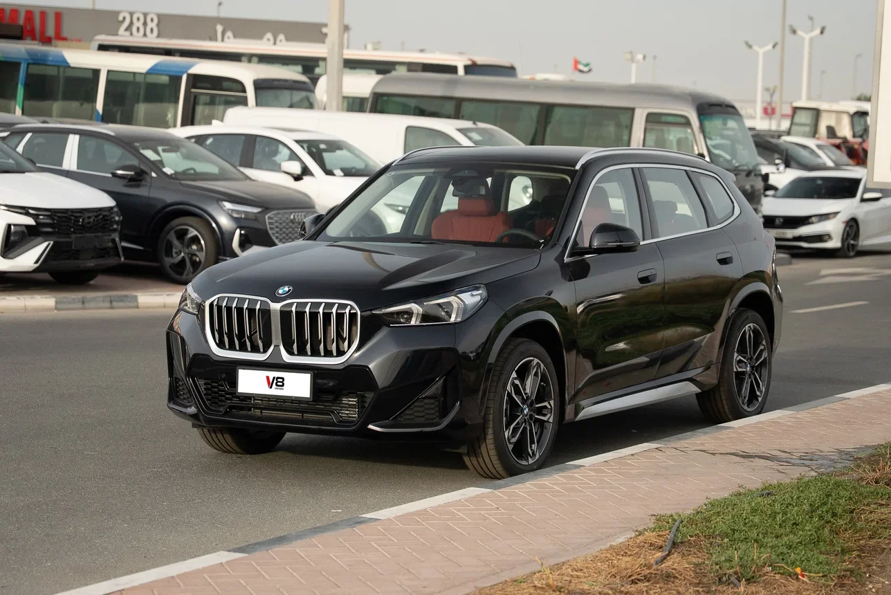 بي ام دبليو الفئة - اكس اكس 1 ام 2026 اوتوماتيك 0 كم 4 سلندر دفع رباعي اس يو في أسود